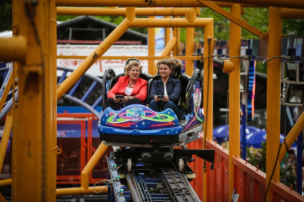 Die Schuberfouer auf dem Glacisfeld ist eröffnet. 20 Tage Spiel, Spaß und Spannung beginnen damit. 