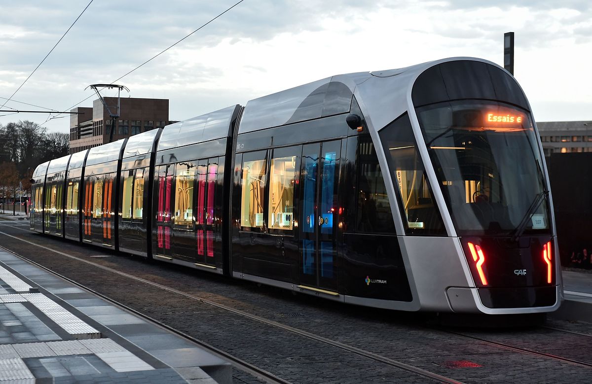 Chamber to vote on tram extensions before Christmas