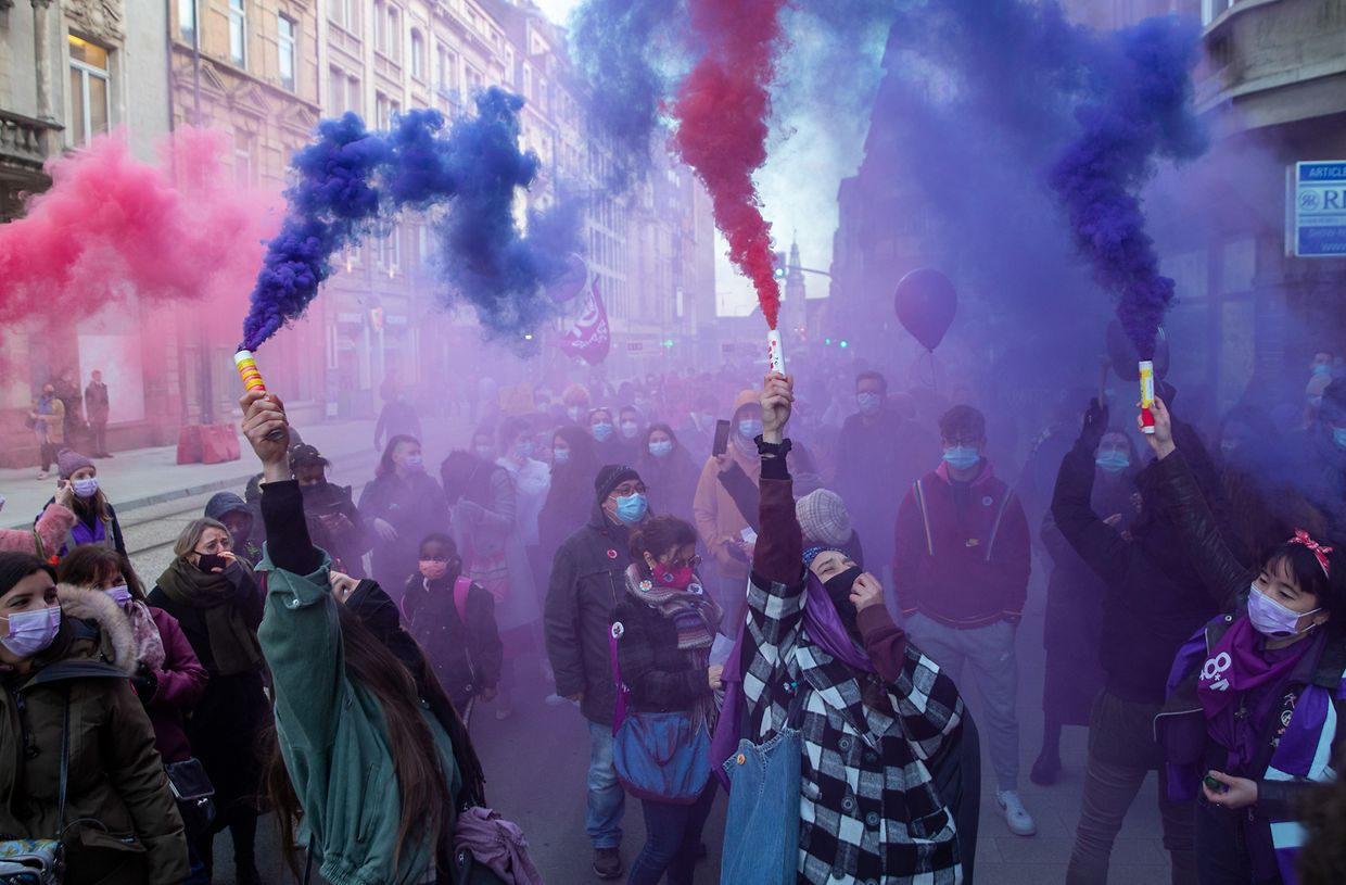 Trotz Pandemie waren auch am 8. März 2021 die Straßen der Hauptstadt wieder gefüllt. Das Tragen einer Maske war dieses Jahr allerdings Pflicht.