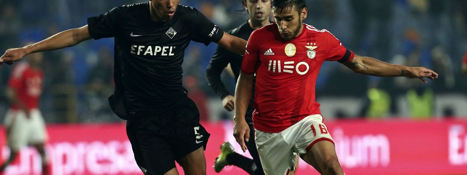 O Benfica conseguiu uma vitória fácil em Coimbra