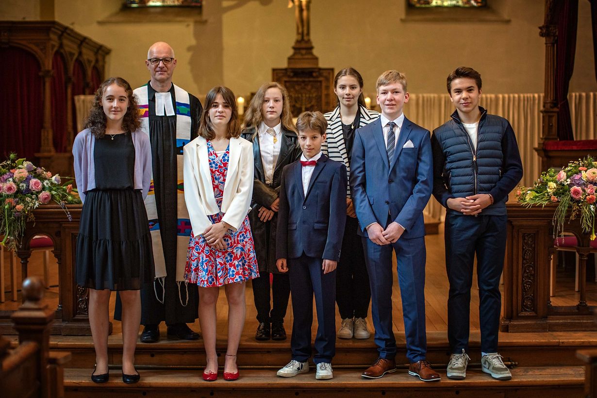 Konfirmiert im Bund mit Gott durch die Taufe:
Mathilde BENCHEDLI-LINZ - Giorgio DI FABIO - Lucile GROSS - Salomé JAEGER-MARINHEIRO - Clara LANGEN - Nicolas SPRUIT - Jonas ZIPPEL