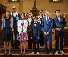 Konfirmiert im Bund mit Gott durch die Taufe:
Mathilde BENCHEDLI-LINZ - Giorgio DI FABIO - Lucile GROSS - Salomé JAEGER-MARINHEIRO - Clara LANGEN - Nicolas SPRUIT - Jonas ZIPPEL