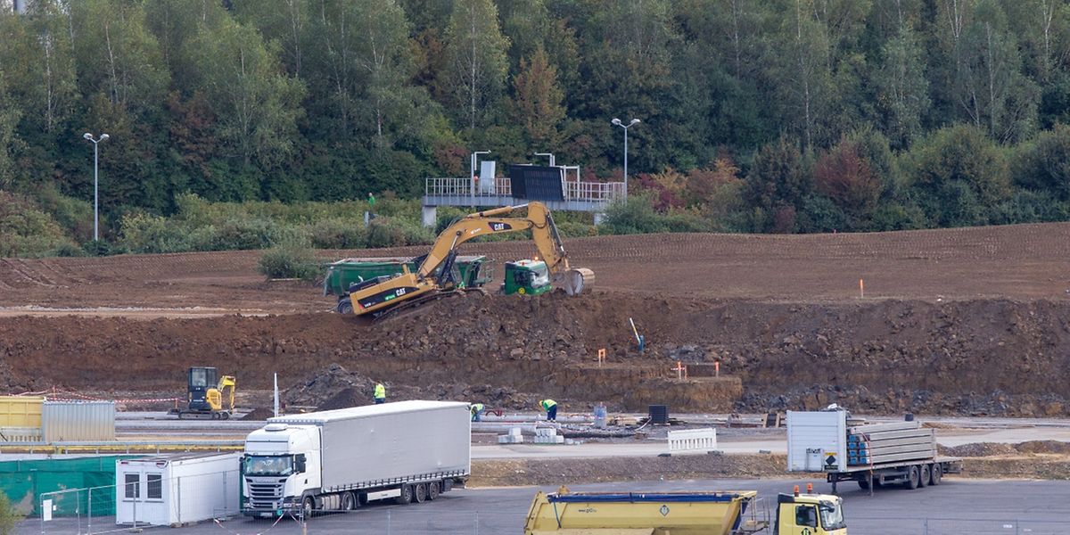 Am Ban de Gasperich haben die Arbeiten für das "Centre national d'incendie et de secours" begonnen.