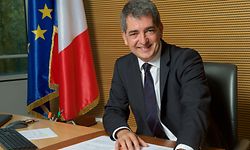 A 51 ans, Jean Rottner préside la région Grand Est, qui s'étend de Reims à Strasbourg, depuis octobre dernier.