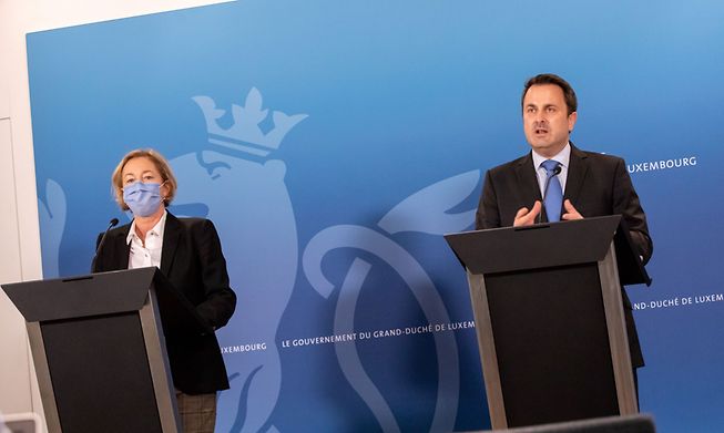 Prime Minister Xavier Bettel (right) and Health Minister Paulette Lenert at a previous press conference 