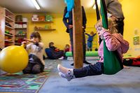 Der Psychologe Gilbert Pregno macht sich mit Blick auf die Wiedereröffnung der Betreuungsstrukturen und Schulen Sorgen um die kleinen Kinder und Kinder mit spezifischen Bedürfnissen.