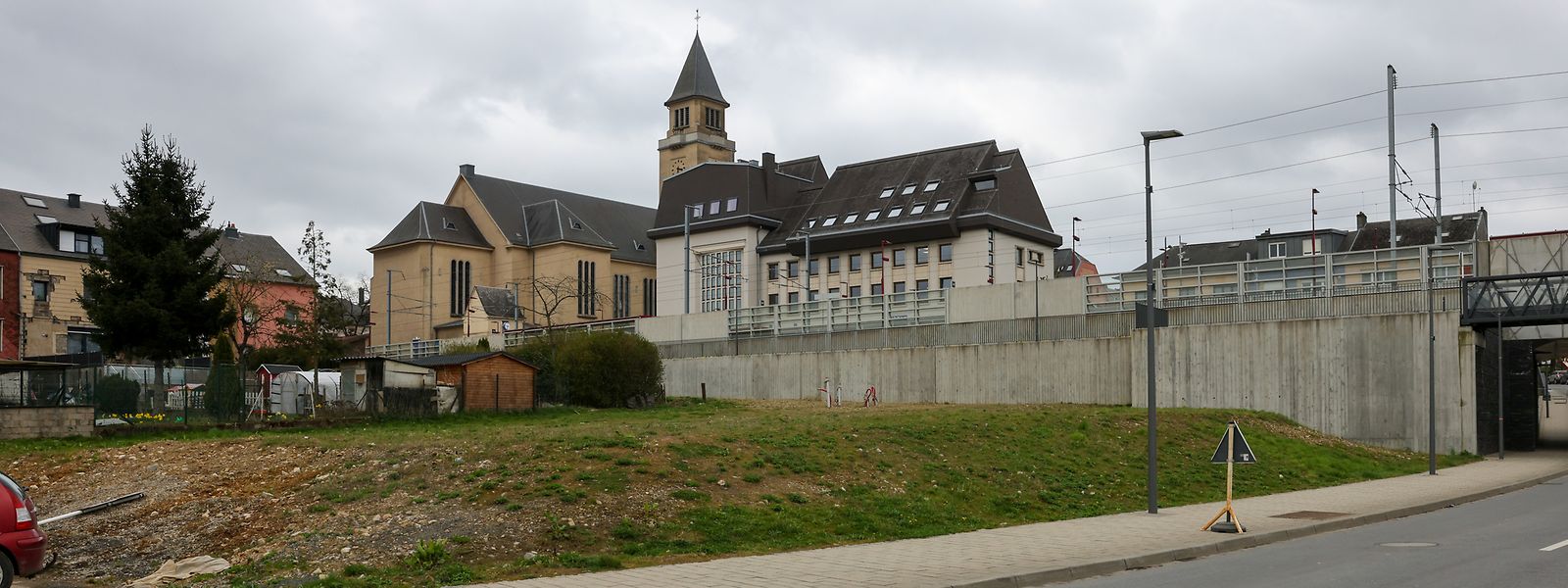 Auf dieser Wiese in unmittelbarer Nähe zum Schifflinger Ortszentrum sollen die Tiny Houses platziert werden.