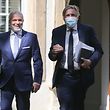Politik, Covid-19, Dan Kersch und Fränz Bausch auf dem Weg zum Pressebriefing, Foto: Guy Wolff/Luxemburger Wort