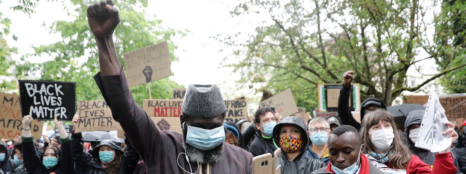 Ils étaient nombreux à répondre à l'appel lancé par l'association Lëtz Rise Up.