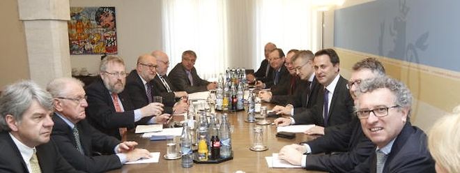 Am 12. März berät die Regierung mit den Gewerkschaften über die Steuerreform. 