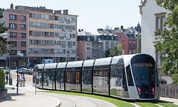 27.7. Luxemburg-Stadt / Einweihung neuer Teilabschnitt Tram / bis Place Etoile / Richtung Staerplatz , alleee des Deportes Foto: Guy Jallay