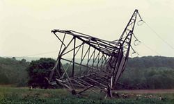 Erst beim zweiten Versuch am 2. Juni 1984 gelang es den Attentätern, den Stahlgittermast umzulegen. 