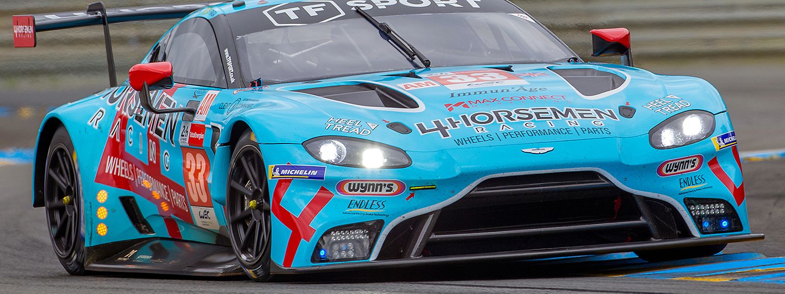 Dylan Pereira und seine Teamkollegen landen mit dem Aston Martin Vantage AMR in der GTE-AM-Klasse auf Platz zwei.