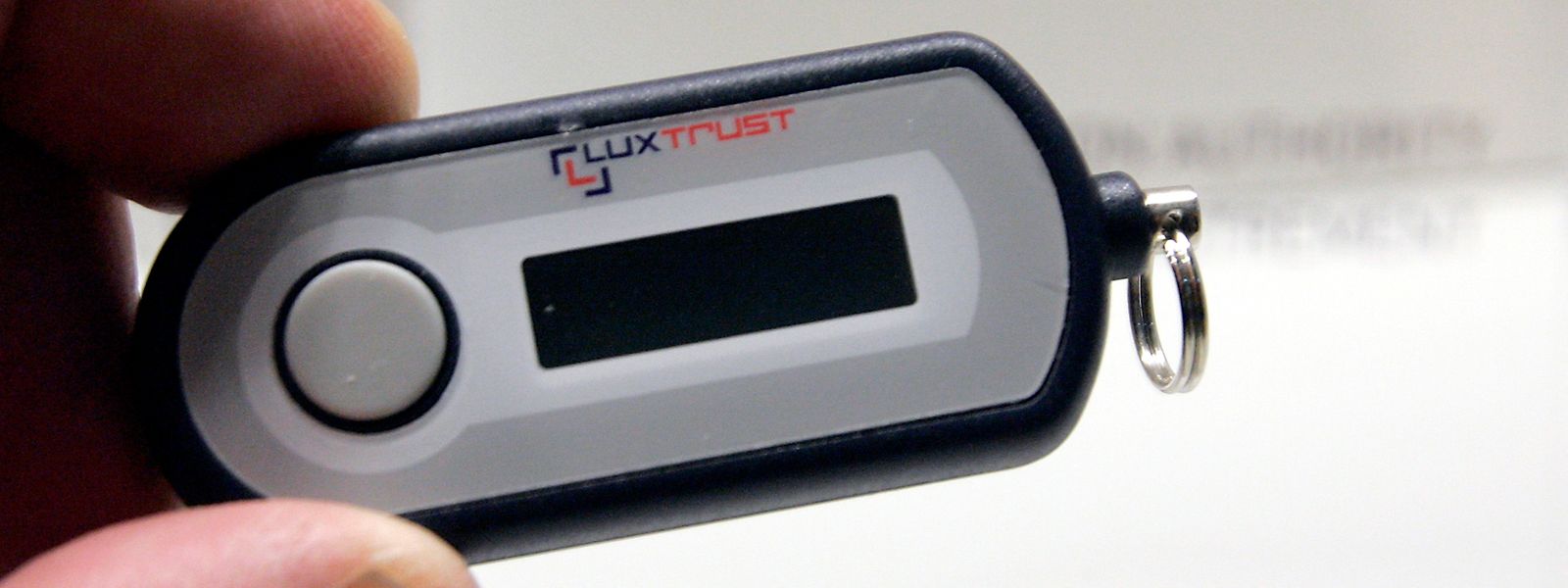 Das Gerät wird nicht deaktiviert und kann unbeschränkt weiter verwendet werden, stellt LuxTrust klar.