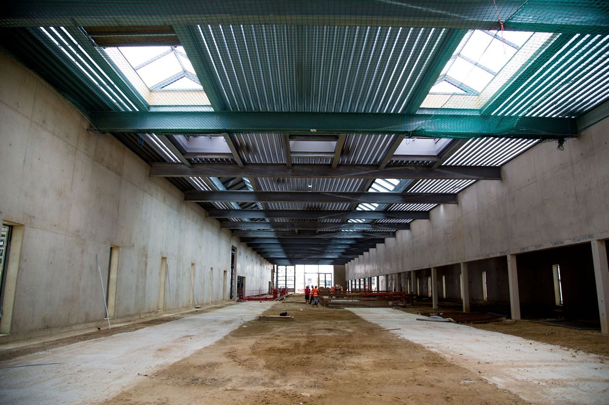 Derrière la colonne tout à droite de l'image se trouvera la station de lavage.