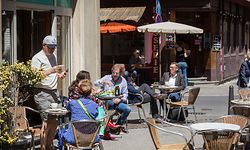 Lokales, Wiedereröffnung Terrassen und Restaurants, Luxemburg, Covid-19, Corona, Horesca, Namur, Foto: Lex Kleren/Luxemburger Wort