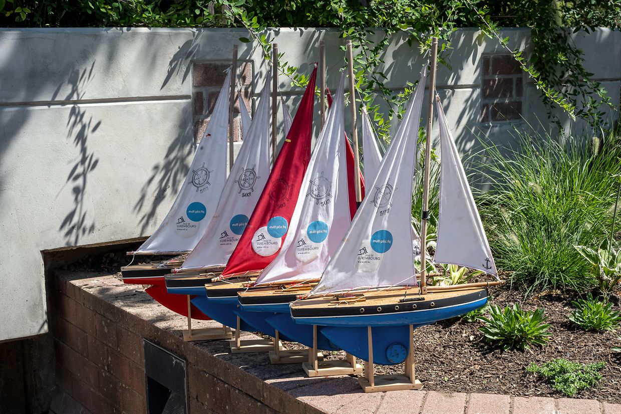 Modellsegelboote im Stadtpark Merl.