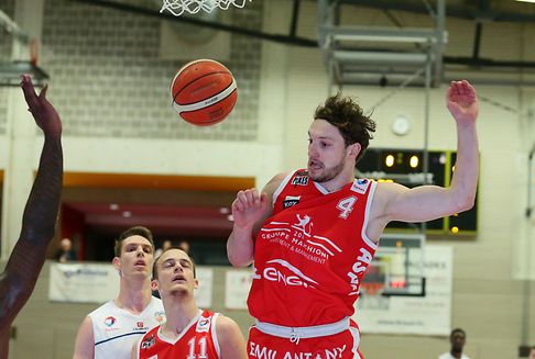 Musel Pikes siegen bei Martin-Comeback