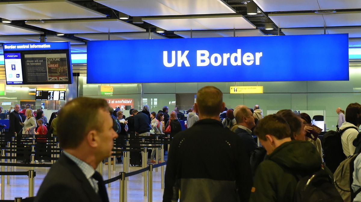 Border control at Heathrow Airport (Shutterstock)