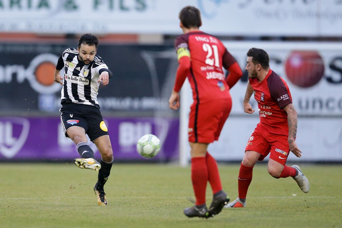 Jeuness - Differdange. 