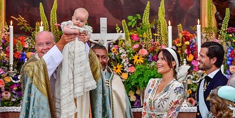 Batizado real. Príncipes Carl Philip e Sofia batizam filho mais novo - Vimarsana News