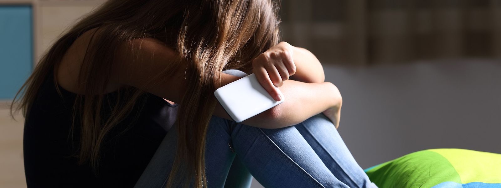 En 2020, plus d'un adolescent sur dix affirme avoir été victime de cyberharcèlement.  