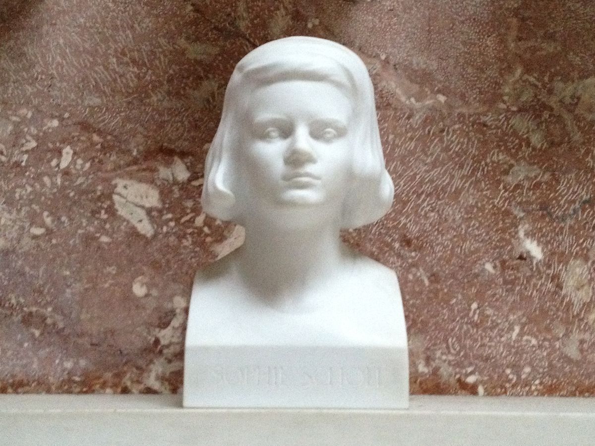 Büste von Sophie Scholl in der Gedenkstätte Walhalla. 