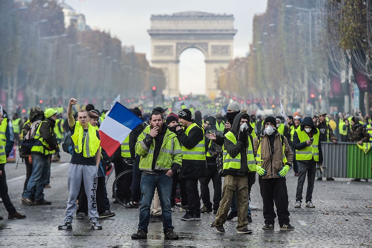 In einigen Teilen von Paris sind die Proteste ausgeartet.