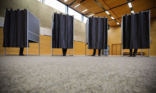 Almost a quarter of respondents said they would vote for the main opposition party