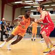 DRAKEFORD Faronte Devon  (Heffingen - 13) - MORTON Scott (Racing - 14) / Basketball Total League Herren Luxemburg, Saison 2019-2020, 8. Spieltag / 16.11.2019 / US Heffingen - Racing Luxembourg / Hall SportifHeffingen / Foto: Yann Hellers