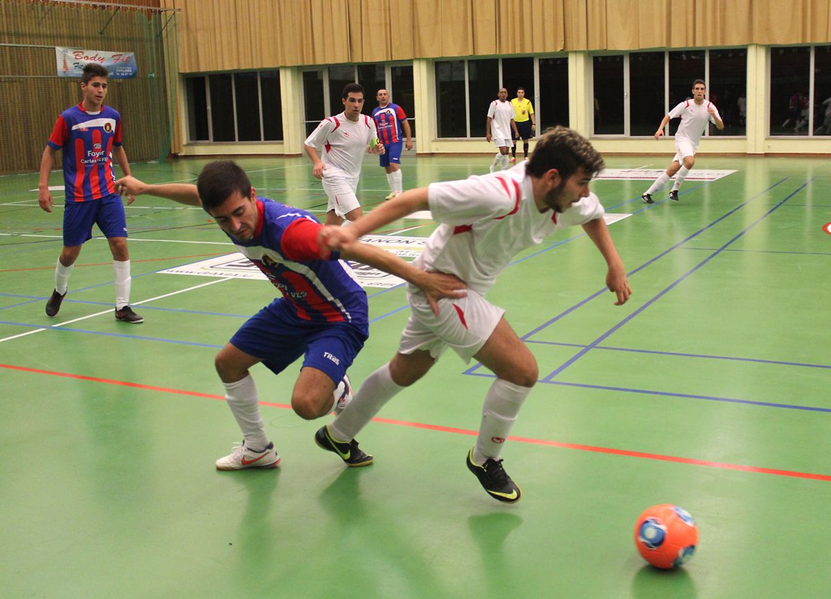 Accroché par Feulen (en blanc), le Sparta a fini par émerger