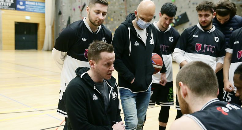 Basketball Total League Meisterschaft 2020-21 der Maenner zwischen dem BBC Telstar Hesperingen und dem T71 Dudelingen am 13.03.2021 Ken DIEDERICH (Trainer T71)