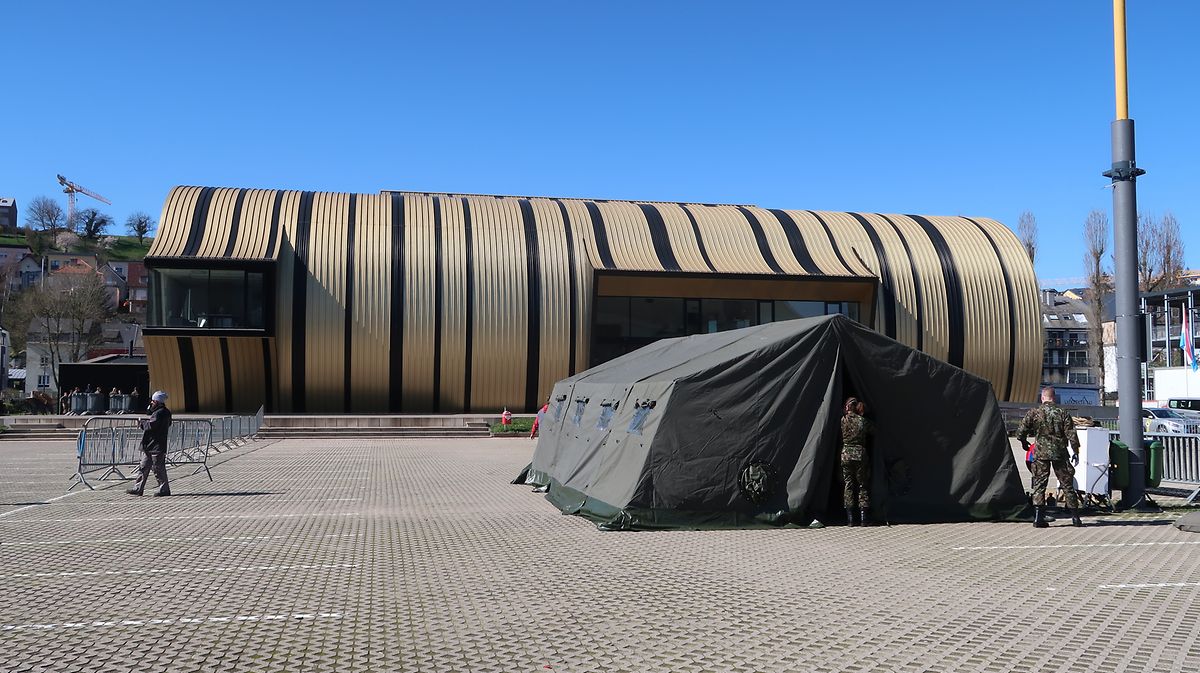 O Centro de Cuidados Avançados de Ettelbruck, junto à sala de espetáculos da comuna.