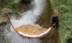 Des barrages ont été installés pour limiter les dégâts.