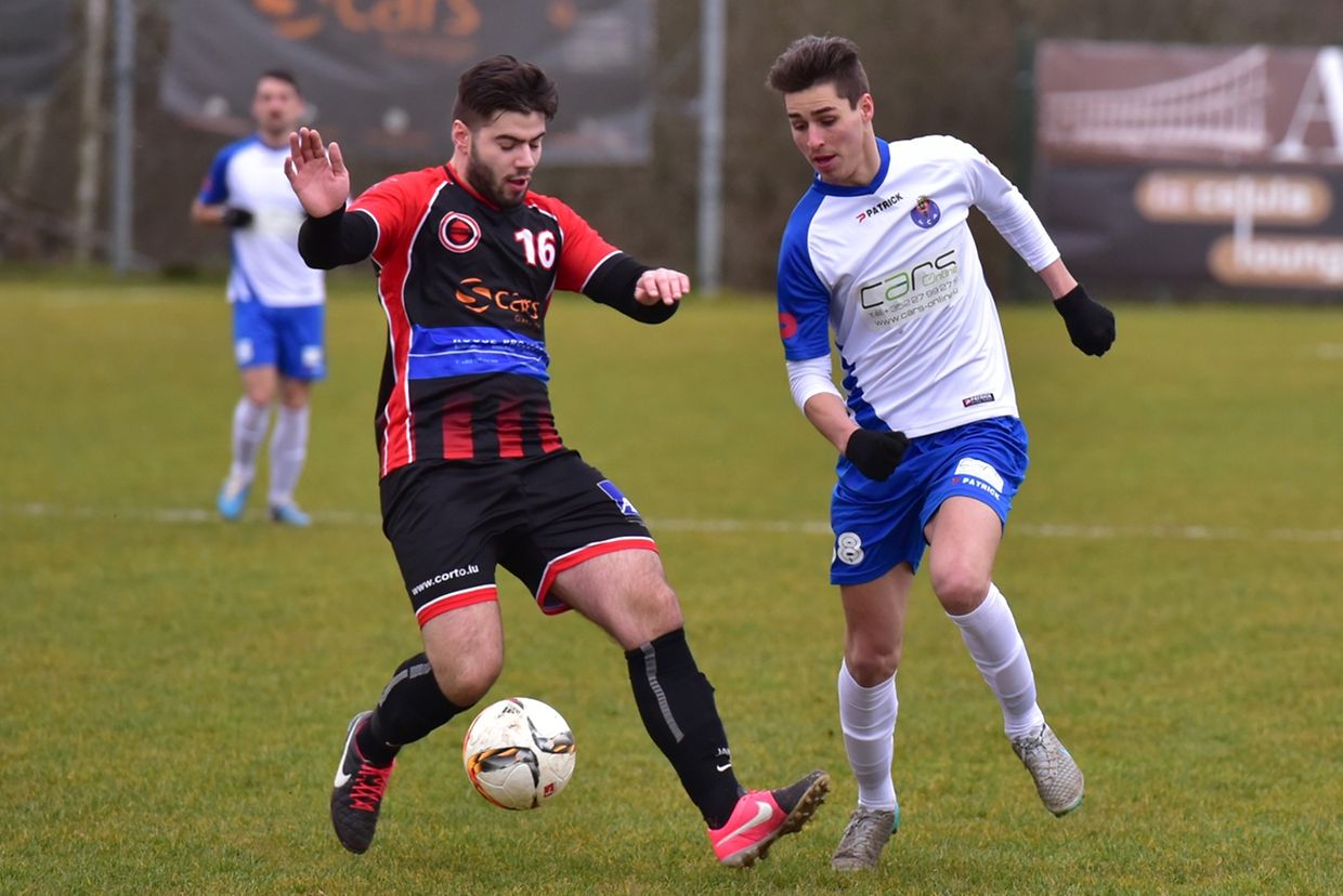 Red Boys Aspelt - AS Luxembourg-Porto 0-1:  Jeff Taveira et William Duarte.