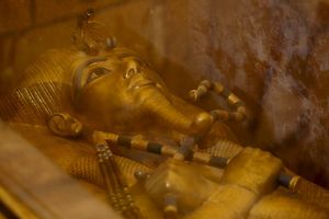 The golden sarcophagus of King Tutankhamun in his burial chamber is seen in the Valley of the Kings, in Luxor, Egypt, November 28, 2015 file photo. Egypt has unearthed further evidence that a secret chamber, believed by some to be the lost burial site of Queen Nefertiti, may lie behind King Tutankhamun's tomb, Egypt's antiquities minister said on March 17, 2016. REUTERS/Mohamed Abd El Ghany/Files