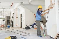 Foto house-renovation-concept-asian-construction-450w-470857115