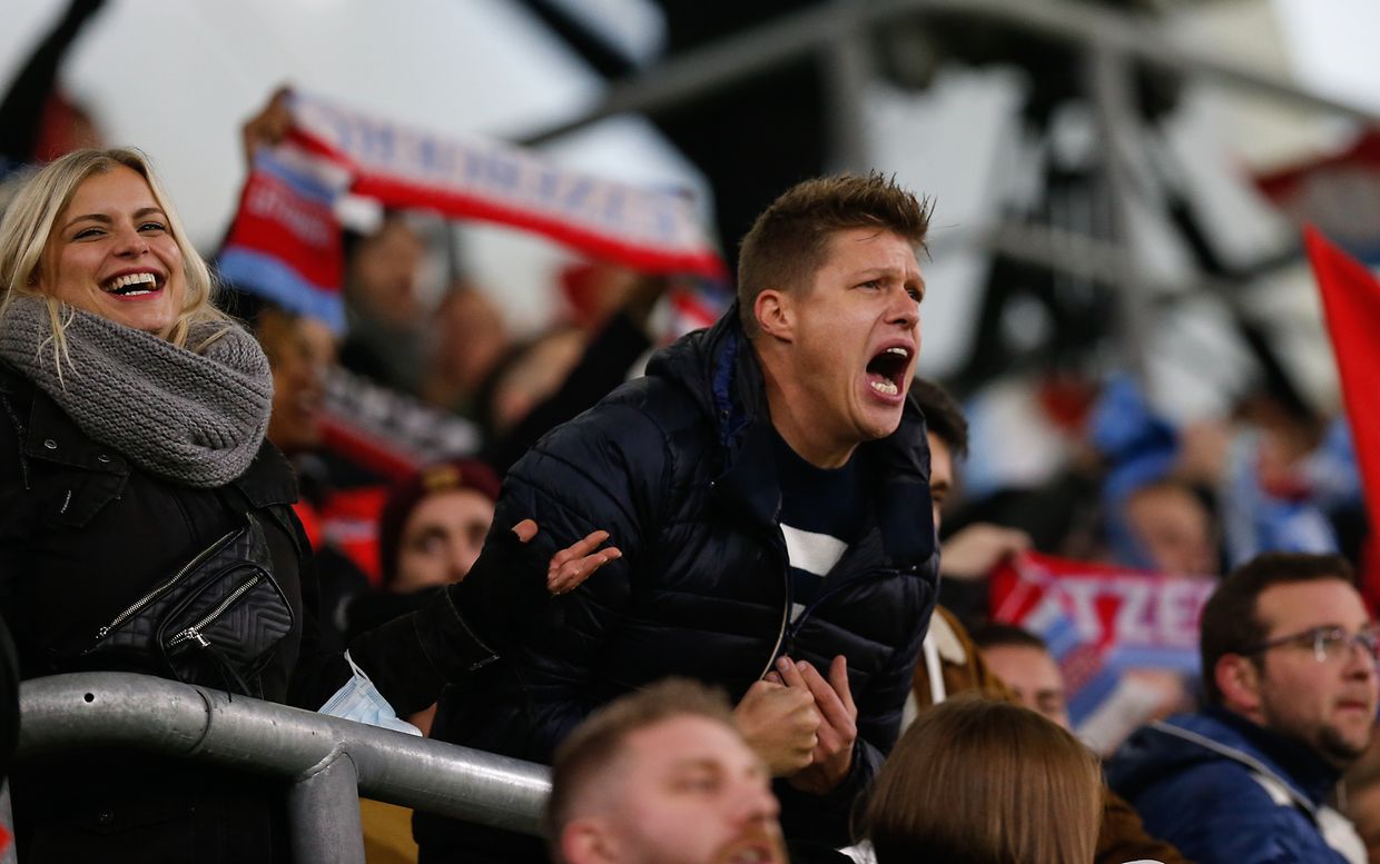 A fan on the stand allows his emotions to run free.