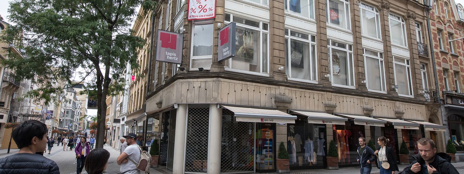 Das Teppichgeschäft Tapis Herty befand sich seit 1981 an der Ecke Grand-Rue/Rue des Capucins.