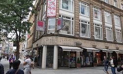 Das Teppichgeschäft Tapis Herty befand sich seit 1981 an der Ecke Grand-Rue/Rue des Capucins.