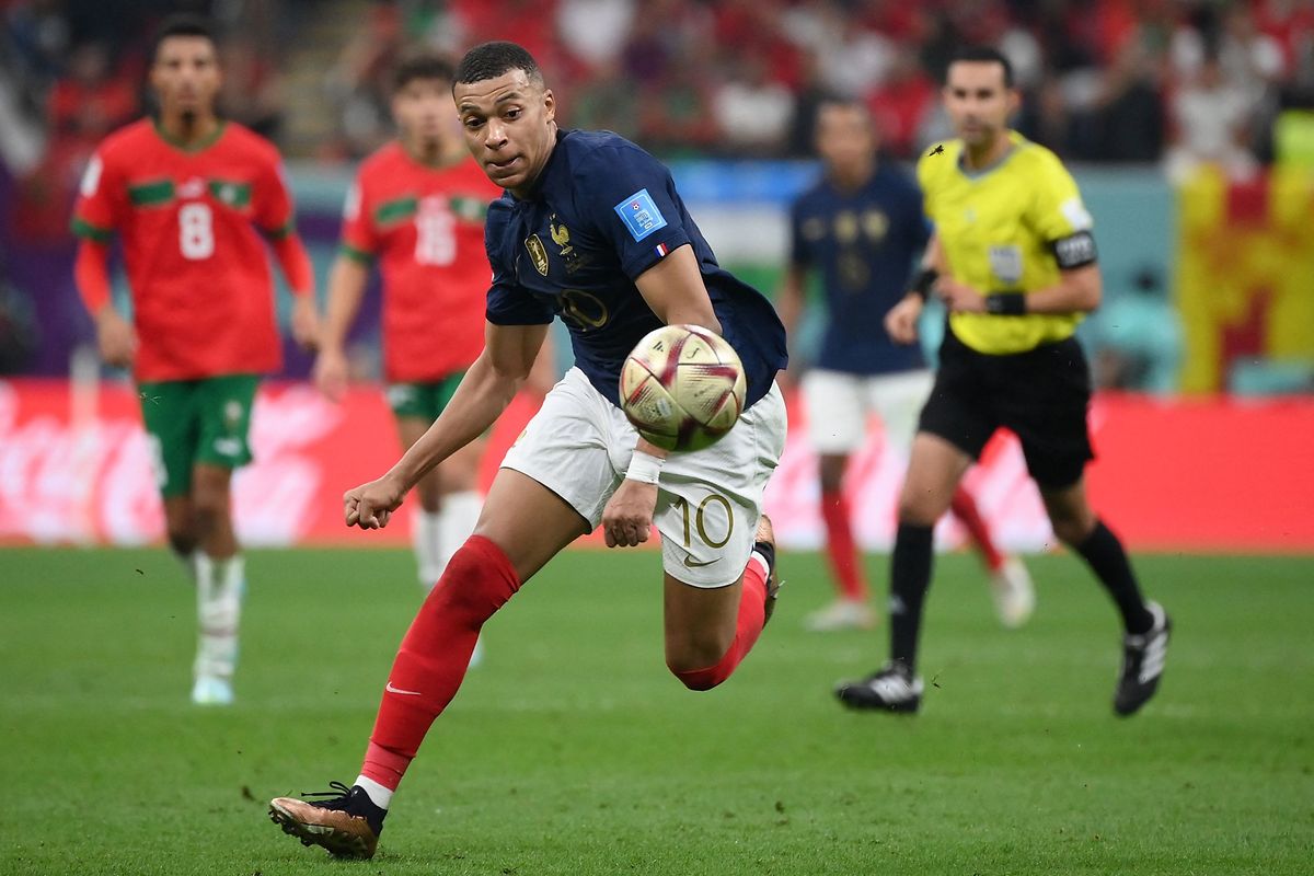 Kylian Mbappé fue una amenaza constante para la portería marroquí.