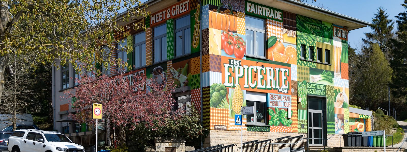Vor Kurzem schmückte der Künstler Alain Welter die Fassade der Epicerie mit einem Graffiti-Kunstwerk.