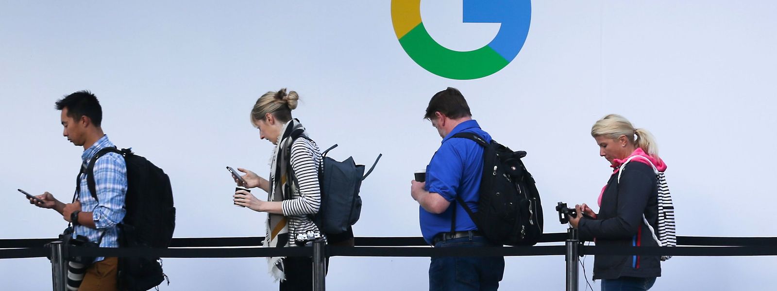 Anhand der Lokalisierung von Handy-Daten können Ökonomen nun das Aktivitätsniveau eines Landes fast in Echtzeit erkennen.