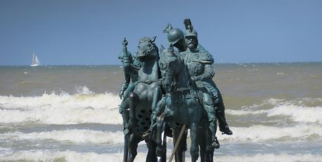 Wo Kunst bis ins Meer reicht - Vimarsana News