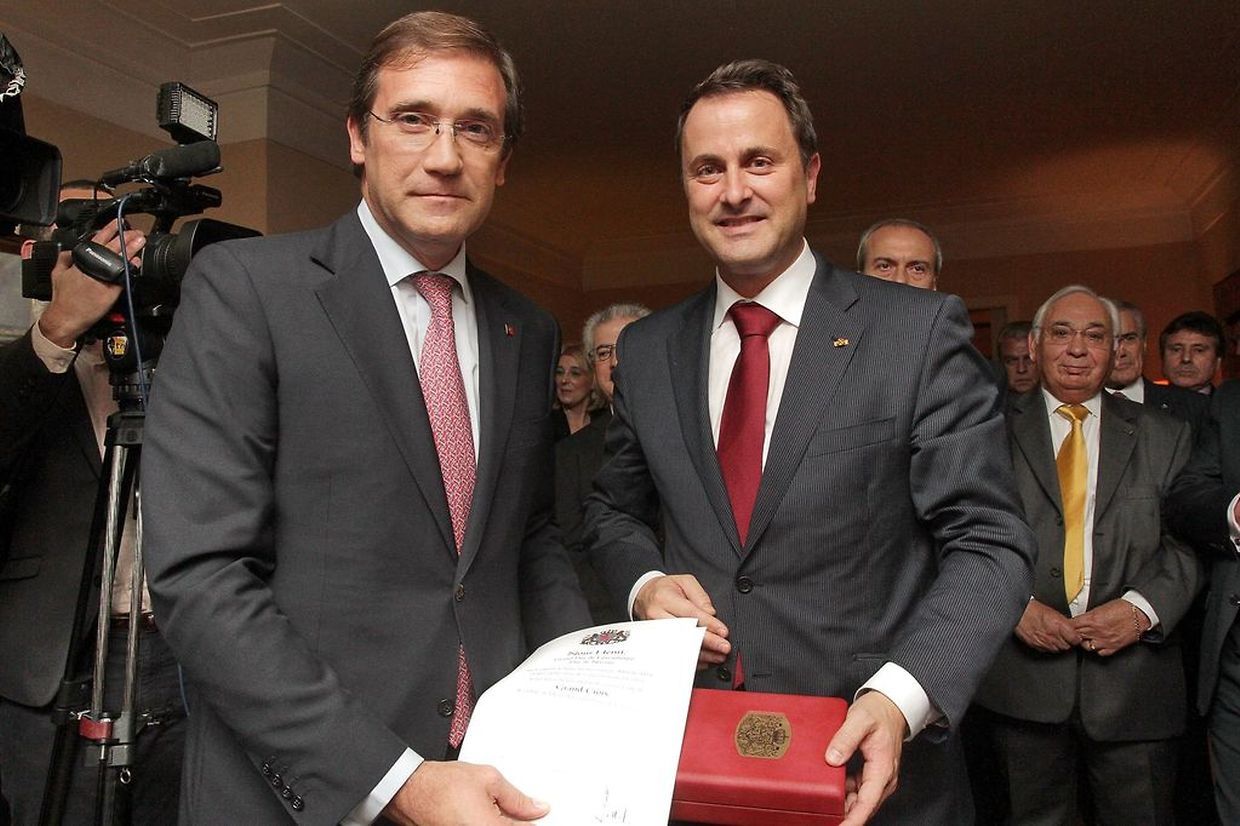 Uma distinção entregue ao primeiro-ministro de Portugal mas que é "para todo um povo", sublinhou Xavier Bettel