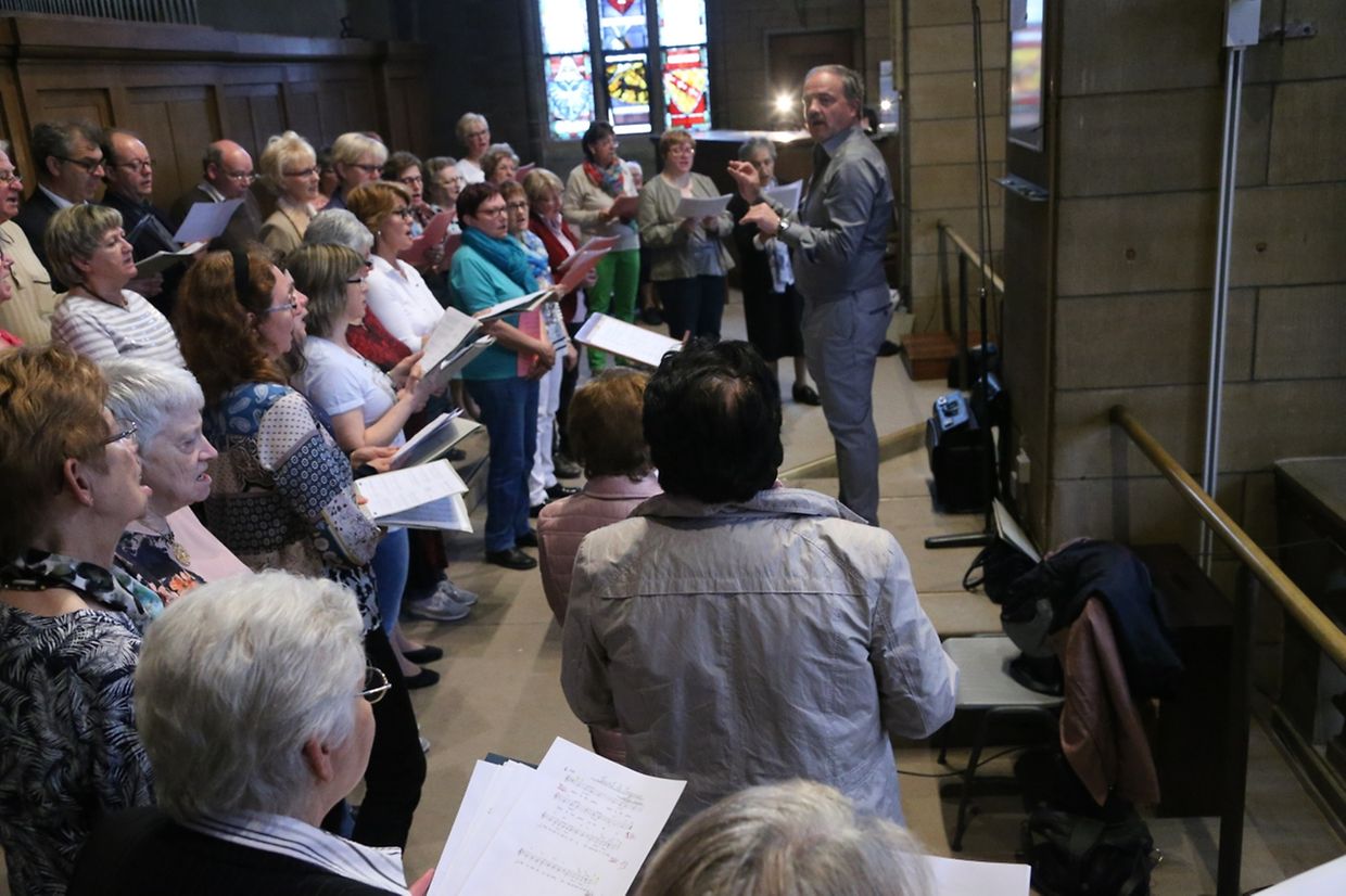  Messe für die neuen Pfarreien: “Diddeleng Saint-Martin“ & “Käldall Notre-Dame-des-Mineurs“. 