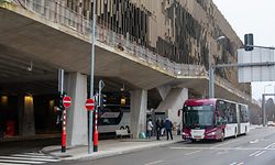 Lokales, Bushaltestelle, Gare routière, Kirchberg, Bus, Pôle d’échange Luxexpo, Foto: Chris Karaba/Luxemburger Wort