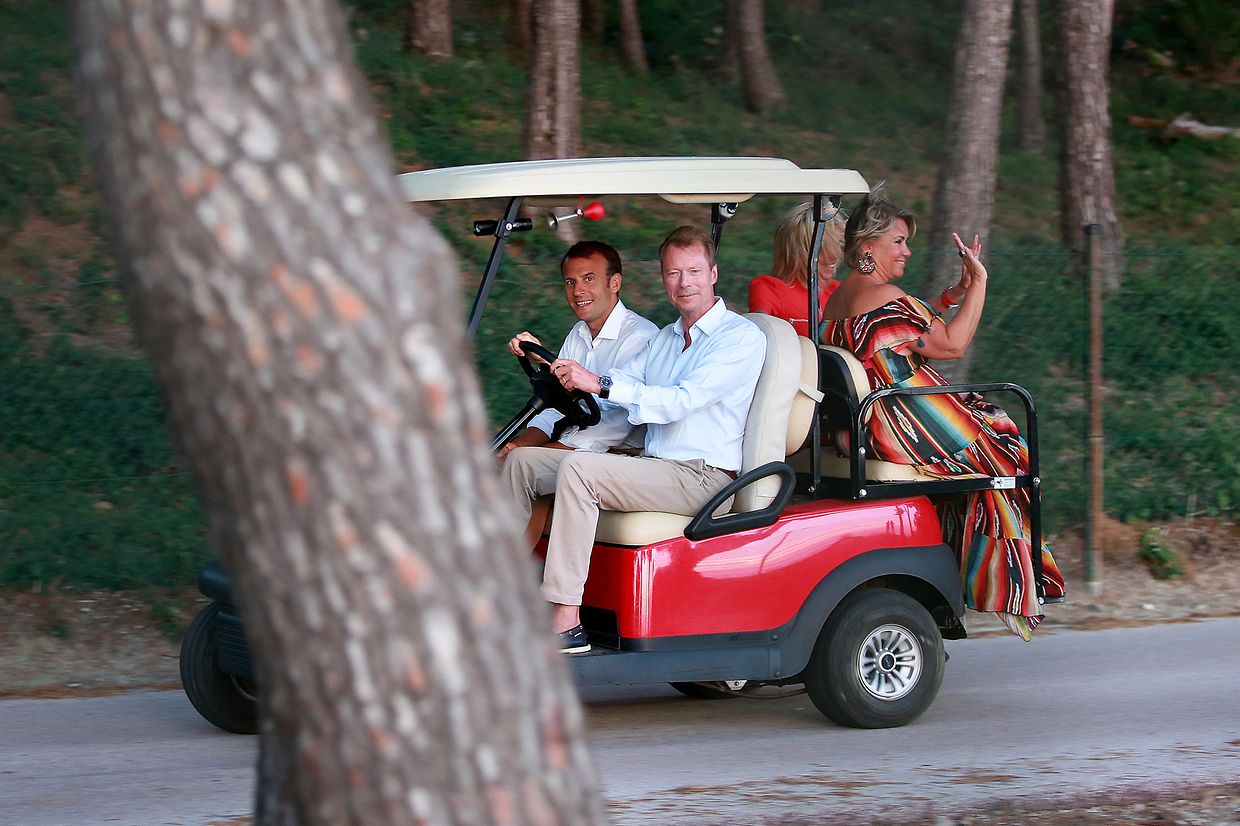Auf dem Weg zu einem legeren Pärchenabend mit dem französischen Premierminister Emmanuel Macron und dessen Ehefrau Brigitte im Jahr 2018.