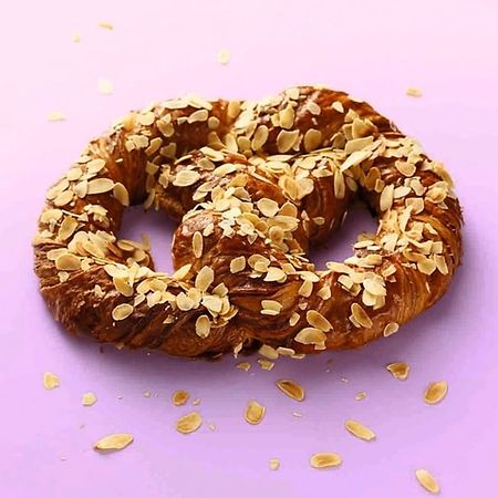 Arms of lovers or crossed in prayer? Photo: Oberweis