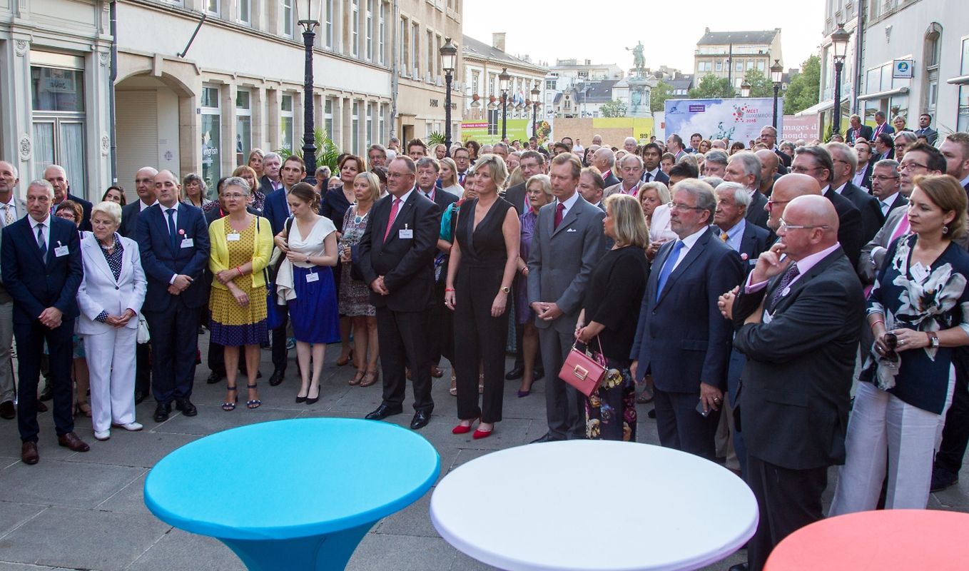 Im Rahmen der "Meet Luxembourg"-Messe fand am Donnerstag ein Empfang vorm Palast statt. 